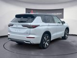 New 2025 Mitsubishi Outlander SEL image 5