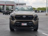 Certified 2025 Toyota Tacoma TRD Off-Road image 4