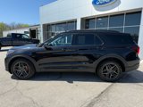 Used 2025 Ford Explorer ST image 4