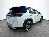 New 2025 Nissan Pathfinder Platinum image 5