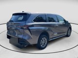 Used 2023 Toyota Sienna LE image 5