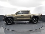 Used 2025 Toyota Tacoma TRD Off-Road image 6