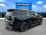 New 2025 Chevrolet Suburban Premier image 3