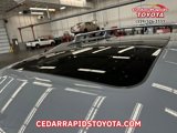 Used 2024 Nissan Pathfinder Platinum image 6