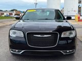 Used 2020 Chrysler 300 Touring w/ Driver Convenience Group image 4
