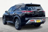 New 2025 Nissan Pathfinder SL image 3