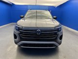 New 2025 Volkswagen Atlas Peak Edition SE image 3