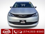 Used 2023 Chrysler Voyager LX image 2