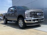 New 2025 Ford F250 4x4 Crew Cab Super Duty image 2