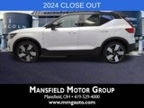 Used 2024 Volvo XC40 Recharge Plus w/ Protection Package Premier image 3