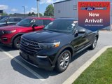 Certified 2022 Ford Explorer XLT w/ Equipment Group 202A image 3