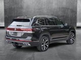 New 2025 Volkswagen Atlas SEL Premium R-Line image 2