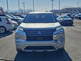 New 2025 Mitsubishi Outlander SE image 2