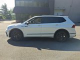 Used 2024 Volkswagen Tiguan SE R-Line image 6