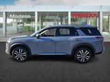 New 2025 Nissan Pathfinder Platinum image 3