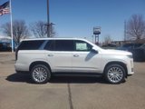 Used 2022 Cadillac Escalade Luxury image 2