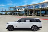 Used 2025 Land Rover Range Rover Long Wheelbase SE image 4