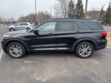 Certified 2022 Ford Explorer XLT w/ Equipment Group 202A image 4