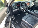 New 2025 Volkswagen Atlas Peak Edition SE image 4