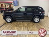 New 2024 Jeep Grand Cherokee Laredo image 2