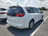 Used 2022 Chrysler Voyager LX image 4