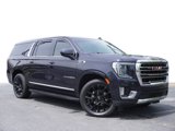 Used 2023 GMC Yukon XL SLT image 2