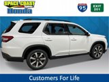 New 2025 Honda Pilot Elite image 2