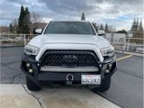Used 2018 Toyota Tacoma TRD Off-Road image 3