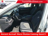 Used 2023 Toyota Camry SE image 3