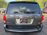 Used 2018 Dodge Grand Caravan SXT image 6