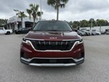 Used 2024 Kia Carnival EX image 5