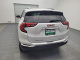 Used 2020 GMC Terrain SLT image 6