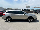 Used 2017 Subaru Outback 2.5i Limited image 2