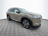 New 2025 Nissan Pathfinder Platinum w/ Cargo Package image 3