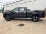 Used 2025 GMC Sierra 2500 Denali Ultimate image 4