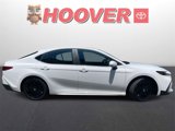 Used 2025 Toyota Camry SE w/ Convenience Package image 2