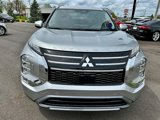 New 2025 Mitsubishi Outlander SE image 3