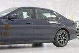 Used 2023 BMW 760i xDrive image 3