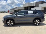 New 2025 Mitsubishi Outlander SE image 4