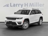 New 2025 Jeep Grand Cherokee Summit image 2