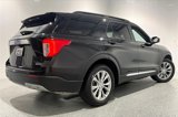 Used 2023 Ford Explorer XLT image 5