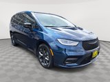 New 2025 Chrysler Pacifica Limited image 4