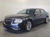 Used 2019 Chrysler 300 Touring w/ Chrome Appearance Package image 3