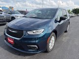 New 2025 Chrysler Pacifica Select image 6