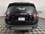 New 2025 Honda Pilot Touring image 4