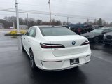 Used 2024 BMW i7 xDrive60 w/ Premium Package 2 image 3