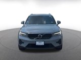 Used 2024 Volvo XC40 B5 Core image 4