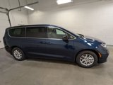 New 2025 Chrysler Pacifica Select image 2