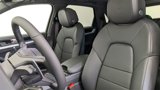 Used 2024 Porsche Cayenne image 5