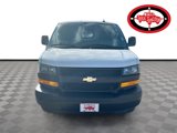 Used 2018 Chevrolet Express 2500 image 2